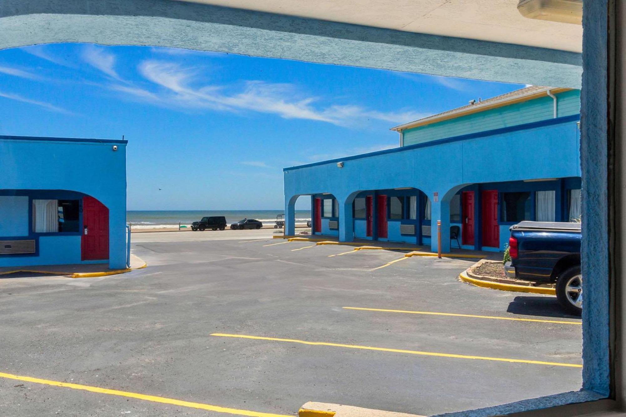 Econo Lodge Galveston Seawall Exterior photo